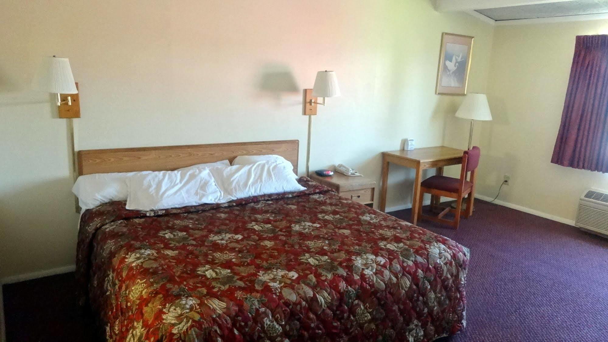 Red Carpet Inn Syracuse Airport North Syracuse Eksteriør billede