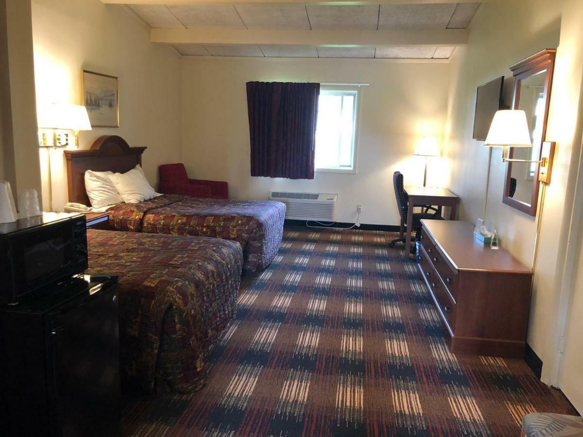 Red Carpet Inn Syracuse Airport North Syracuse Eksteriør billede