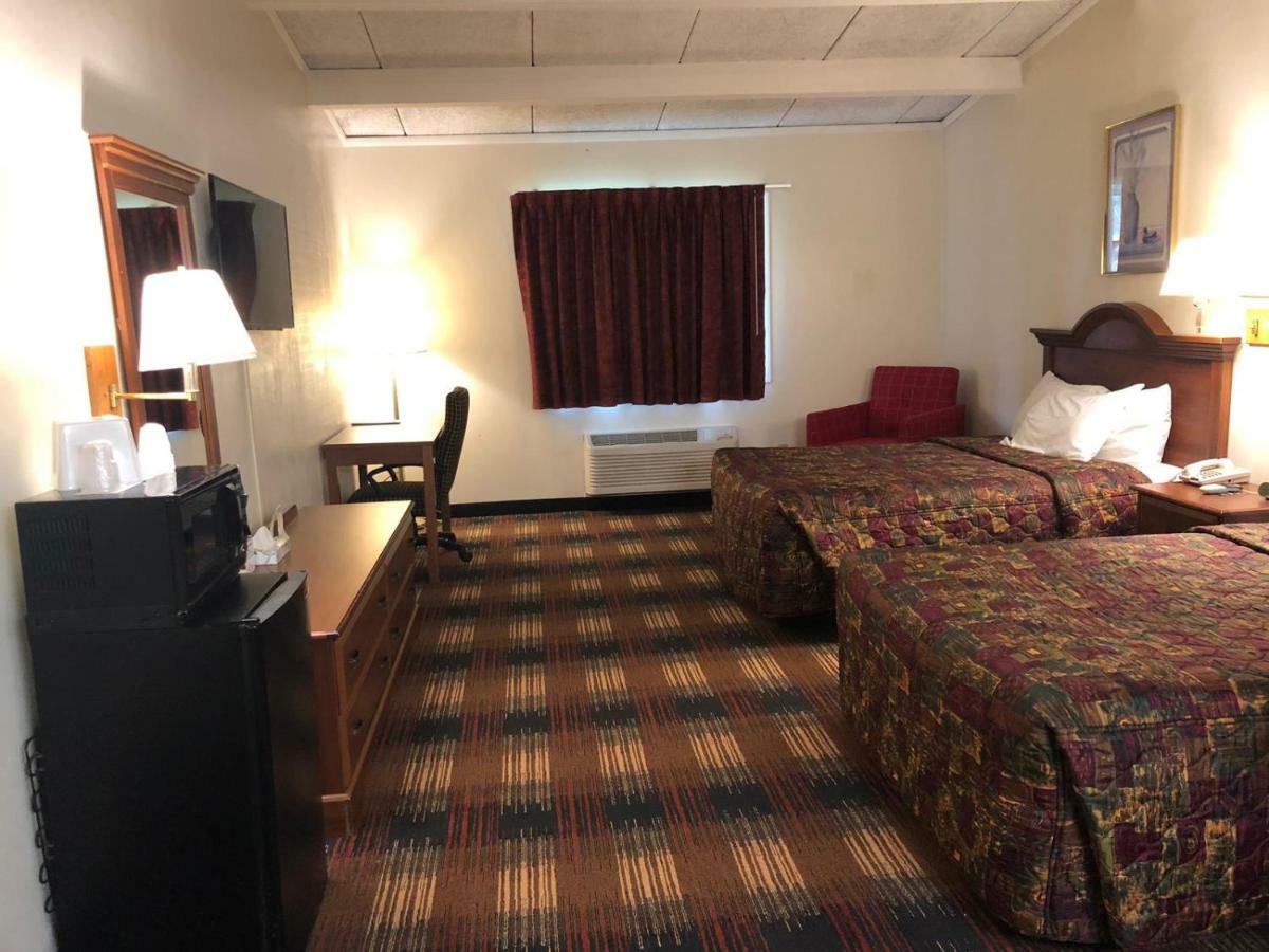 Red Carpet Inn Syracuse Airport North Syracuse Eksteriør billede